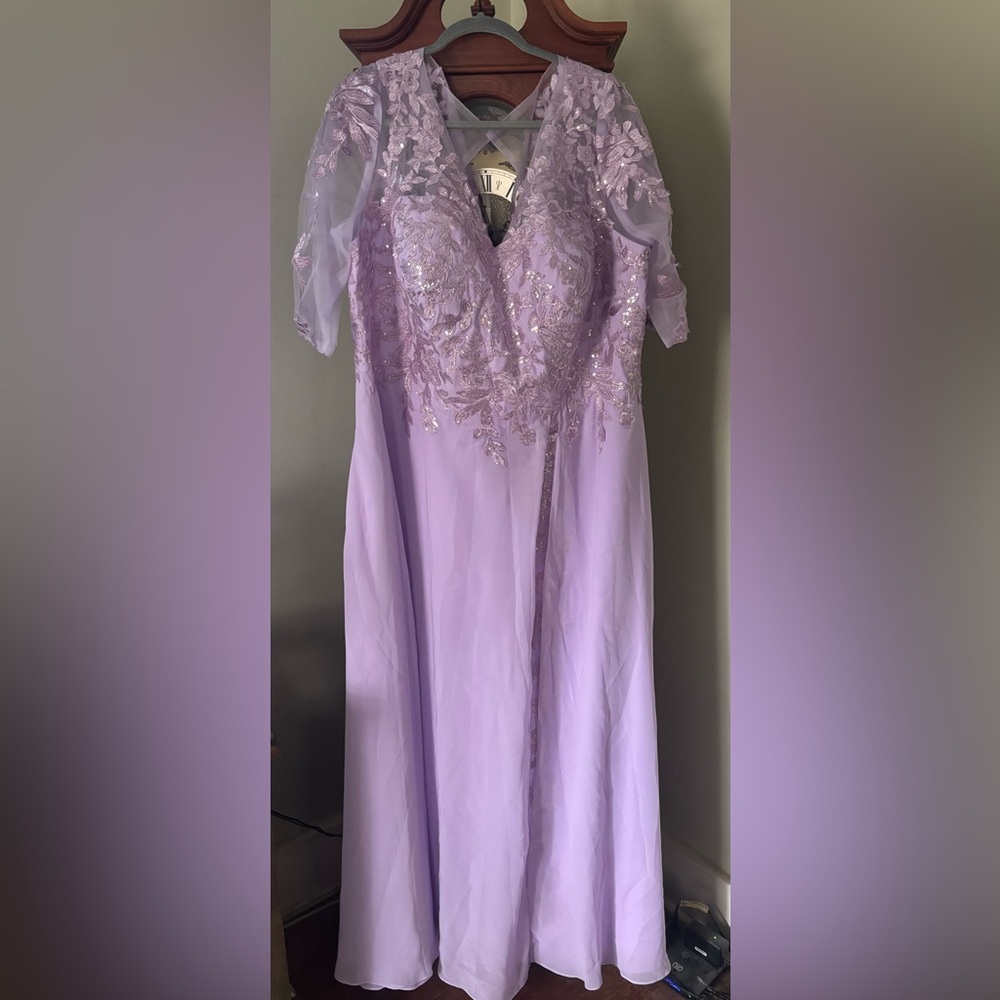 Elegant Lavender Gown with Sequin Details
